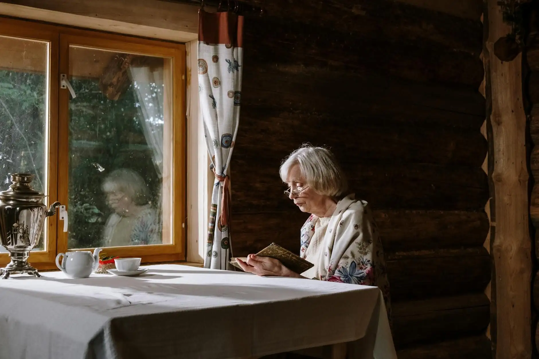 CBD and older people: precautions, framework and a wellness approach