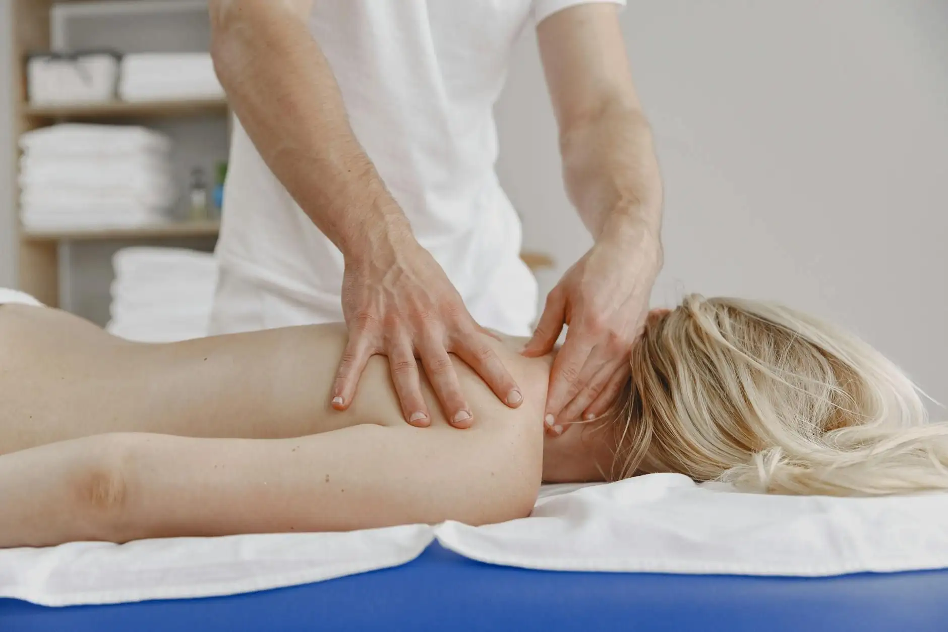 CBD massage cream for the lower back: understanding the formulation