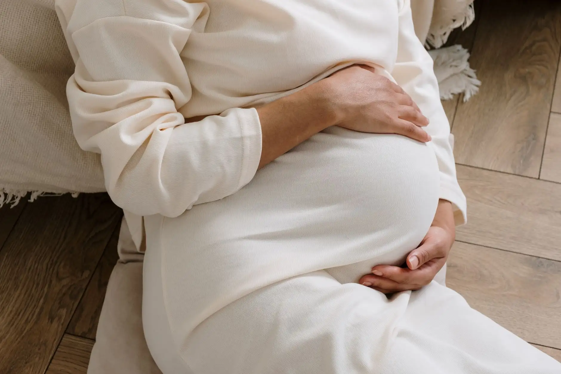 CBD, pregnancy and breastfeeding: what the authorities say
