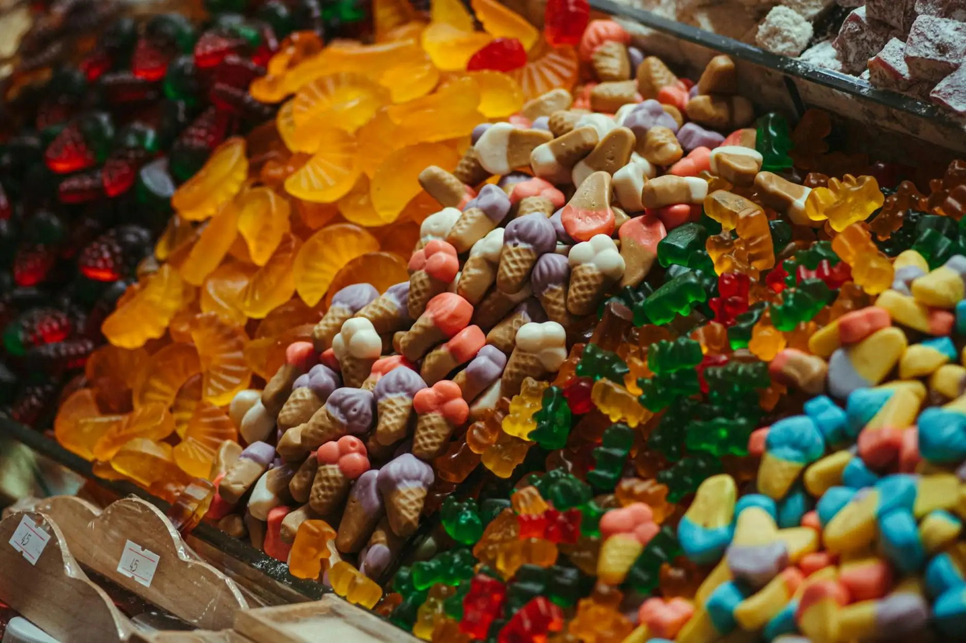 THC-free, daily, immunity CBD gummies: how to read a range