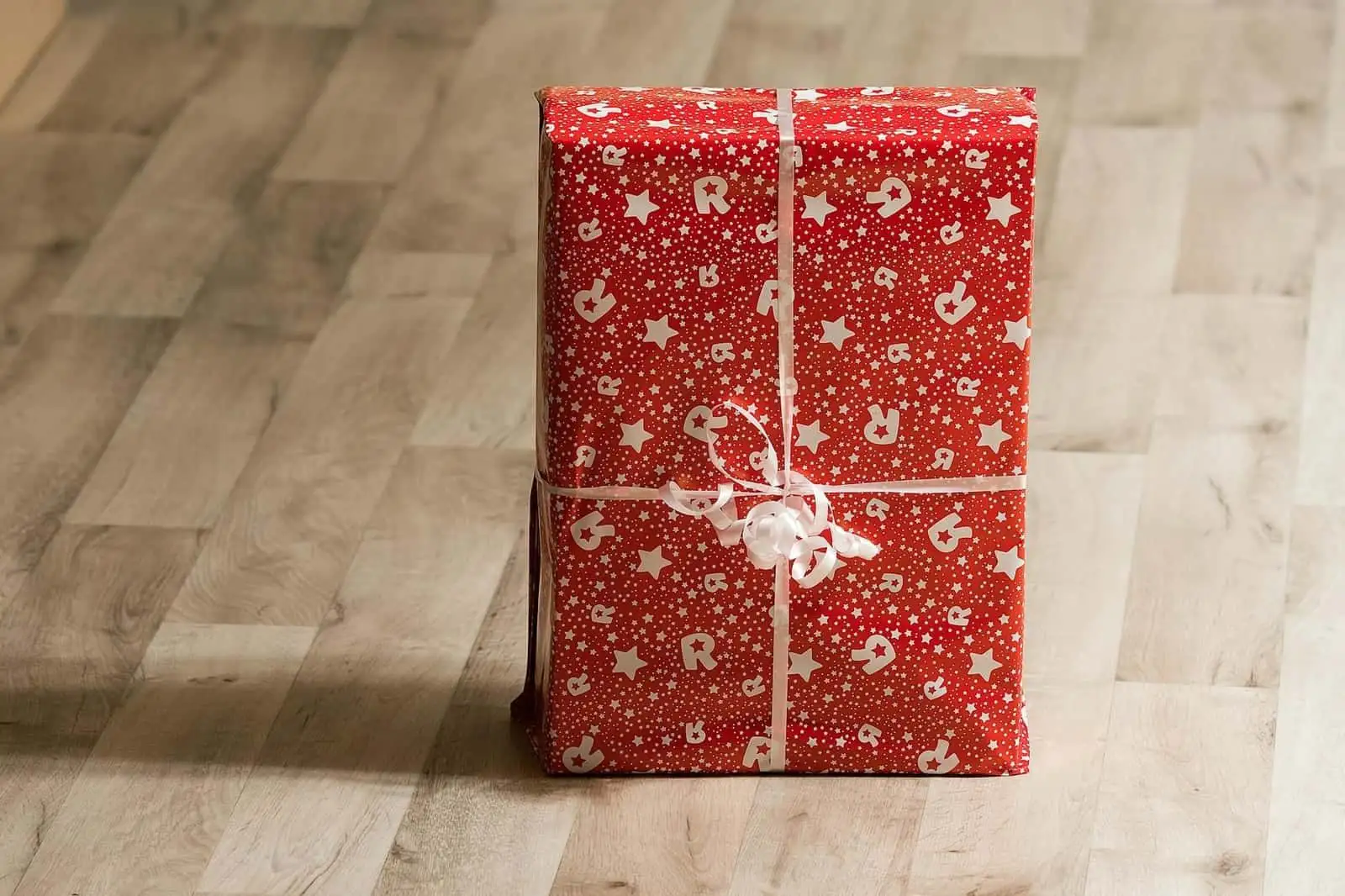 Gift ideas for friends who own pets